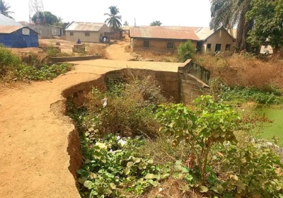 Collapsed Ilorin bridge demands urgent action — Tracka 3