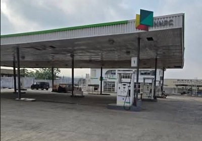 Lackadaisical attitude to work: A tale of two petrol filling stations, by Idowu Olayinka 1