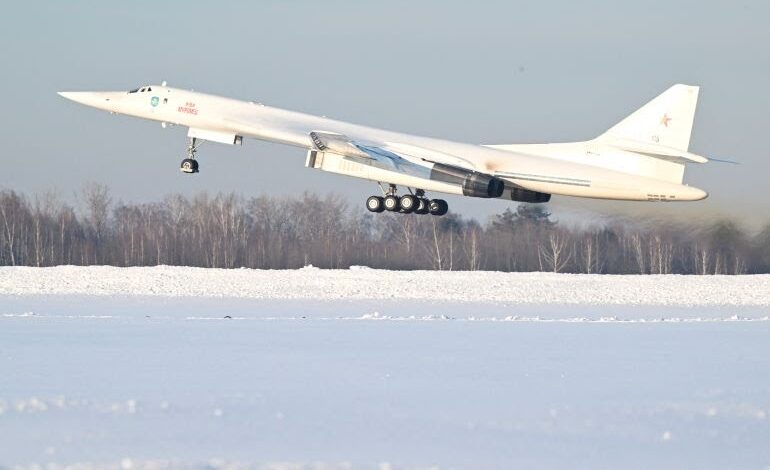 2024 02 22T151523Z 46365297 RC2Q76ACZPS3 RTRMADP 3 UKRAINE CRISIS PUTIN BOMBER 1748792982