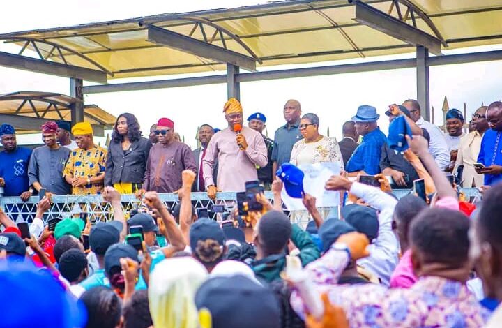 Makinde receives Oyo students, restates commitment to education 3 IMG 20250602 WA0045