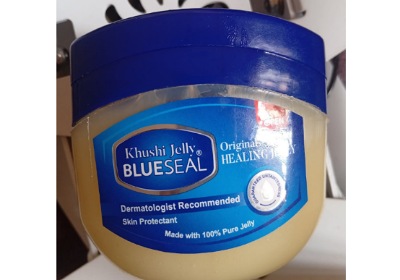 Vaseline, Oja Oyingbo and the Nigerian market, by Simbo Olorunfemi 1