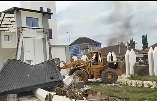 Ondo govt demolishes Owo memorial cenotaph 1 VJAC2