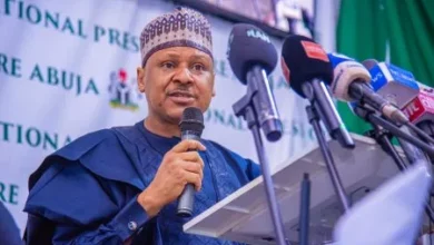 How journalists can get the best from a subject in an interview, by Adewale Adeoye 5 hon minister addresses media