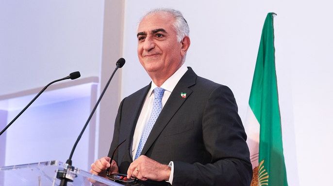 reza pahlavi paris press conference