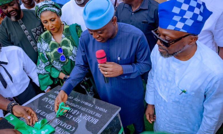 Oyebanji unveils new ultra-modern market in Ado Ekiti 7 FB IMG 1751736384525