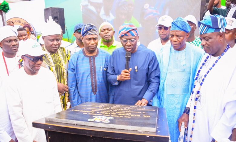 Sanwo-Olu pledges to fix deplorable roads across Lagos 3 IMG 20250702 WA0026