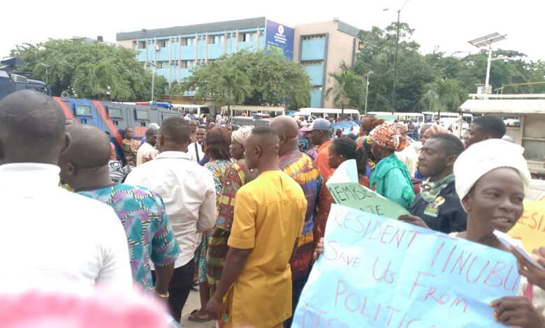 PHOTOS: Lagos APC members protest alleged planned imposition of LG appointees 7 IMG 20250728 103132 390