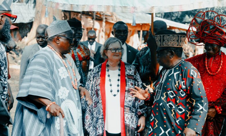 PHOTO NEWS: U.S. Consulate's public engagement visits to Ataoja, Osun Osogbo, OAU Ife 7 US Consulate Ataoja