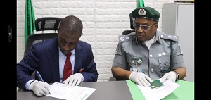 Customs arrests passenger with $59,000 cash at Lagos airport 3 2 1