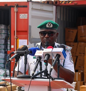 Customs seizes N10bn worth of expired foods, medication, others 1 GyJ3VyQXEAAuUTc