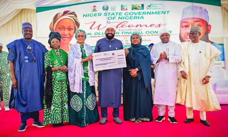 First Lady donates ₦1bn, relief materials to Niger State disaster victims 3 IMG 20250805 WA0052