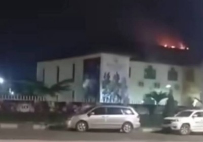 Yinka Ayefele speaks on fire outbreak at Fresh FM Ibadan, says cause unknown 1