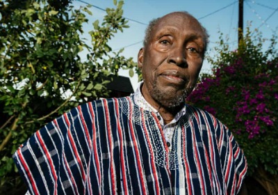 Decolonizing Language by Ngũgĩ wa Thiong’o review – final words of a literary giant, by Simon Gikandi 1