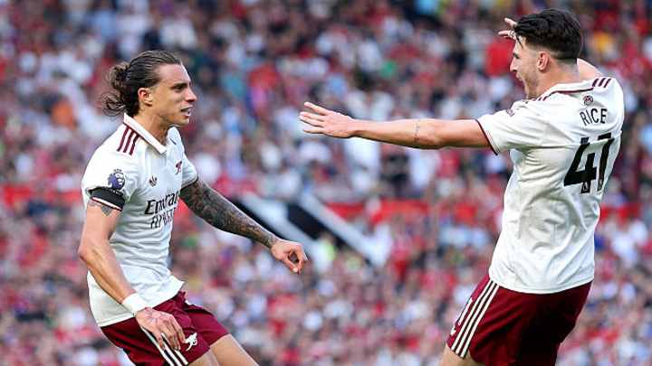 EPL: Arsenal win at Old Trafford as Chelsea held at Stamford Bridge 1
