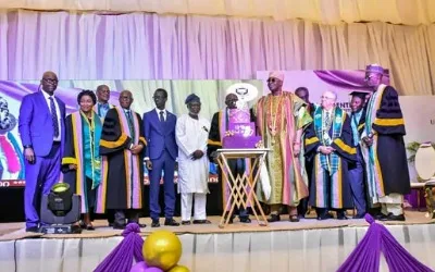 Soun urges alumni support at UI Dental School's 50th anniversary 3