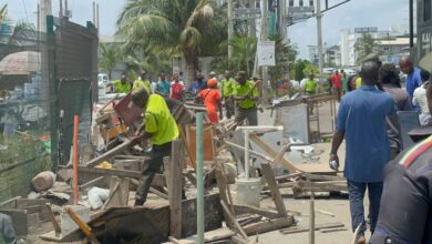 Lagos taskforce dislodges illegal street traders at 2nd rainbow junction 5 KAI officials