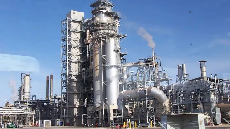 Dangote Refinery denies mass layoffs, says reorganisation aimed at curbing sabotage 1 images 24