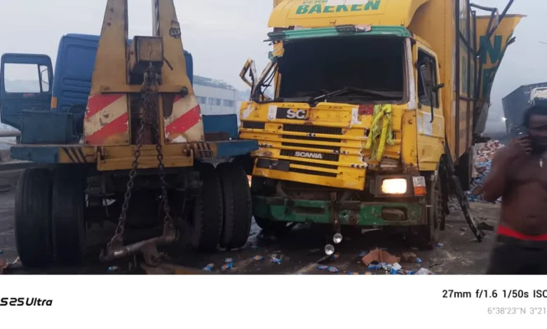 FRSC raises alarm over poor night driving after multiple fatal accidents on Kara bridge along Lagos-Ibadan expressway 5 IMG 20251030 WA0012