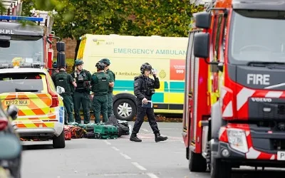 2 dead in stabbing attack near Manchester synagogue; suspect shot and 'believed' dead, UK police say 1