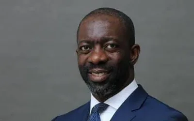 Oyo ex-Finance Commissioner Adekanmbi dumps APC 1