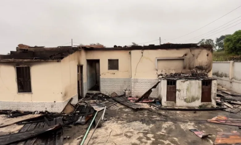 Widow left homeless as midnight fire destroys family house in Ado-Ekiti 1 1763708605741