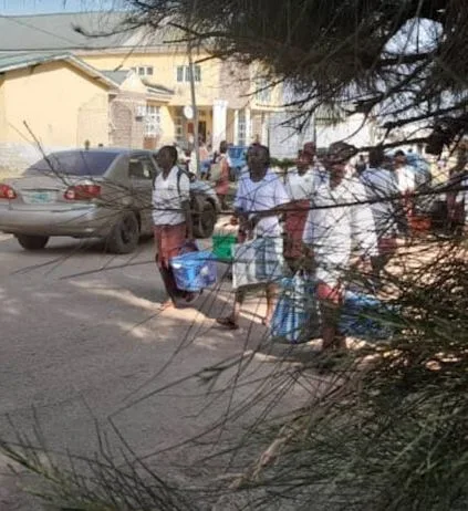 Parents storm FGGC Bwari to withdraw children after FG shut 41 schools over rising attacks 9 FGC Bwari1 768x4762 1