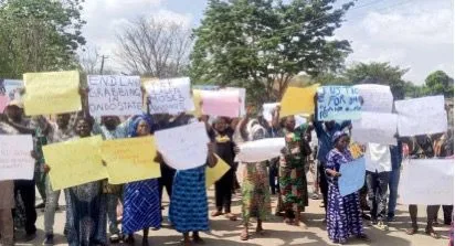 Protesters storm Akure over alleged abduction of Ondo monarchs 1 IMG 20251111 WA0004 2