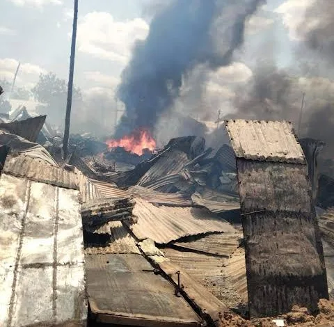 Traders lose millions as fire guts shops in Ondo city 1 IMG 20251117 WA0000