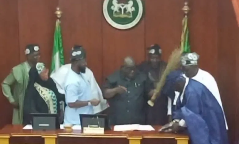 Political earthquake in Taraba: Speaker, PDP lawmakers join APC ahead Kefa's move 1 IMG 20251117 WA00152