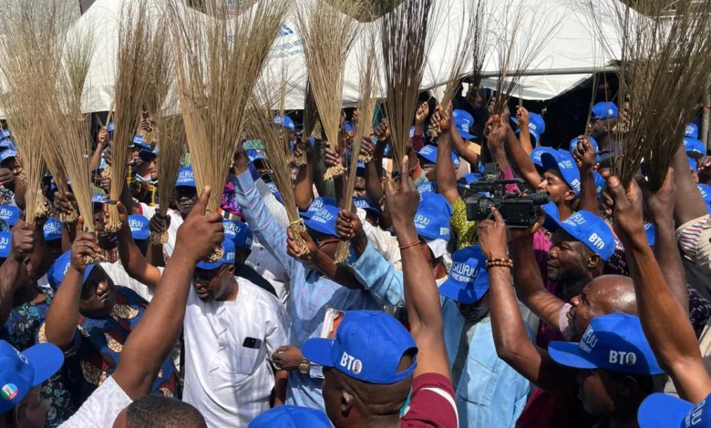 2027: Ondo PDP chieftains join APC, endorse Tinubu 1 IMG 20251118 WA0006 1