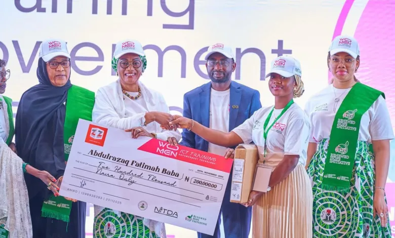 Oluremi Tinubu charges women to embrace small beginnings as RHI/NITDA training concludes 3 IMG 20251121 WA0029