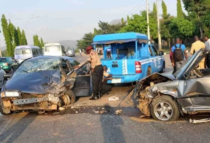 Eight dead, four injured in tragic Oyo-Ogbomosho Expressway crash 1 IMG 20251126 WA0010