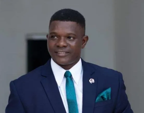 Ondo PDP chieftain, Olawale Ijanusi, resigns from party 1 Ijanusi