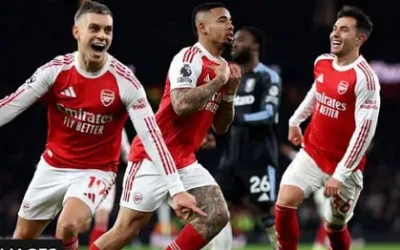 Arsenal storm past Aston Villa to tighten grip on Premier League summit 1