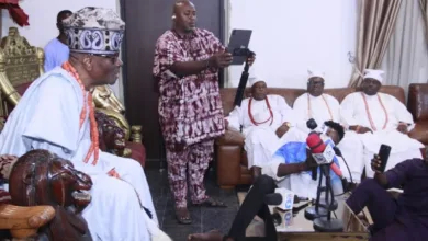 Upcoming Eyo Festival to honour ex-governor Otedola as devotees pay homage to Oba Akiolu 4 oba akiolu n eyo