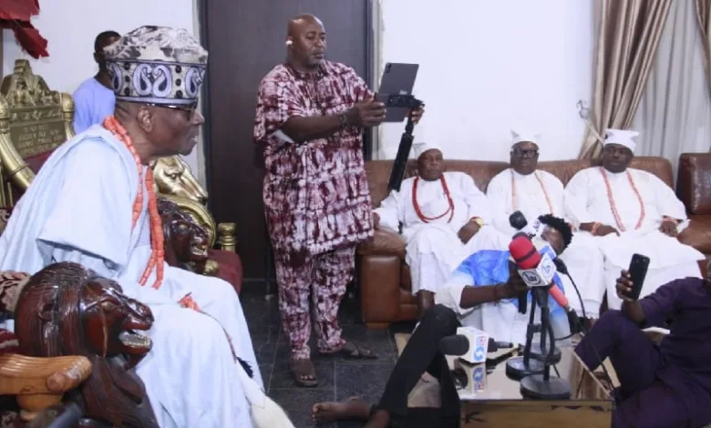 Upcoming Eyo Festival to honour ex-governor Otedola as devotees pay homage to Oba Akiolu 1 oba akiolu n eyo