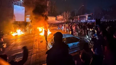 Protesters defy crackdown as Iran warns it will retaliate if US attacks 4 0fbabe30 eec5 11f0 b5f7 49f0357294ff.jpg