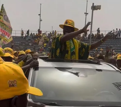 Massive crowd as Oriyomi Hamzat steps into Oyo politics 1 IMG 20260117 WA0013 1