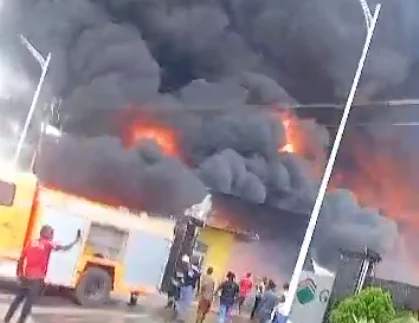 Fire guts Guangdong Free Trade Zone in Ogun, homes affected 1 Screenshot 2026 01 11 122328