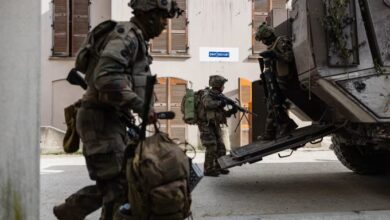 Russia says any foreign forces in Ukraine would be ‘legitimate targets’, after UK and France pledge troops 8 gettyimages 2210963109