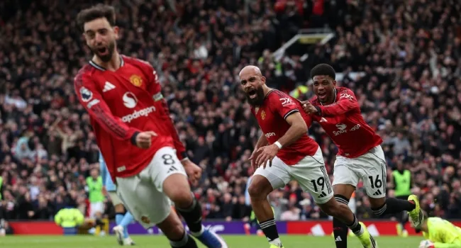 Carrick begins United reign with 2-0 derby win over Man City 1 man united man city