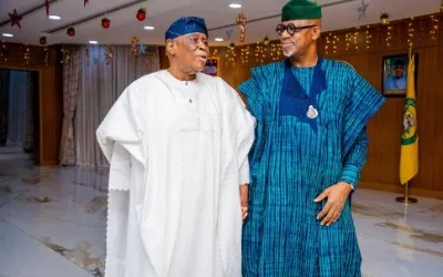 Aremo Osoba hails cordial relationship with Governor Abiodun 1