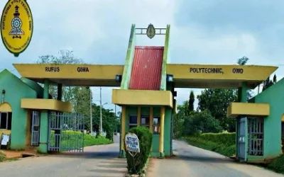 Protest rocks Ondo Poly as workers allege unjust hold of salaries 1