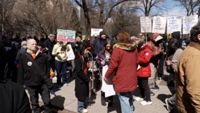 ‘No Kings’ protests: Large crowds attend nationwide rallies against the Trump administration 10 nyc no kings donie