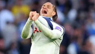 Rutter’s 95th-minute strike stuns Spurs in survival blow 10 IMG 20260418 WA0492