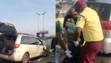 Tragedy on Third Mainland Bridge as auto crash leaves woman dead 12 1778043069