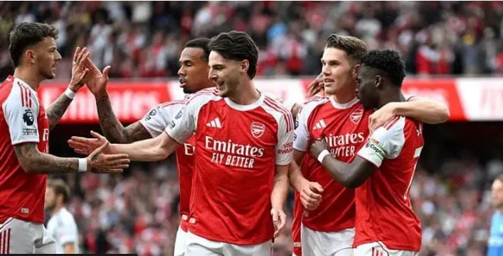 Saka stars as Arsenal go six points clear 1 IMG 20260502 WA05772
