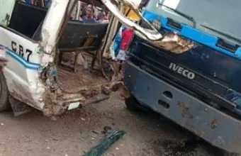 4 hurt, 25 escape as truck causes multi-car crash in Ikorodu 1 Screenshot 20260430 20343324