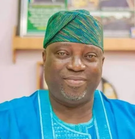 Oshodi/Isolo 2: Oloyede-Bello floors Bamigbetan, Johnson, 5 others to clinch APC ticket 1 images 217