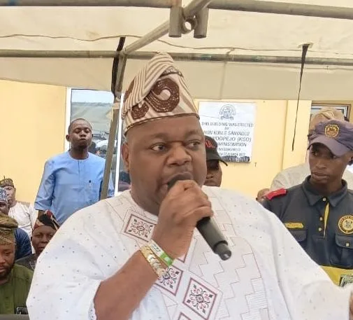 Lagos LG Chairman Balogun empowers traditional rulers, council officials with cars 7 IMG 20260604 WA03342